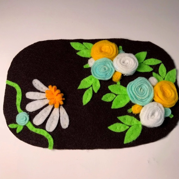 HP - Handmade - OOAK, Guinea Pig Dandelion & Rose Snuffle Mat - Picture 2 of 6